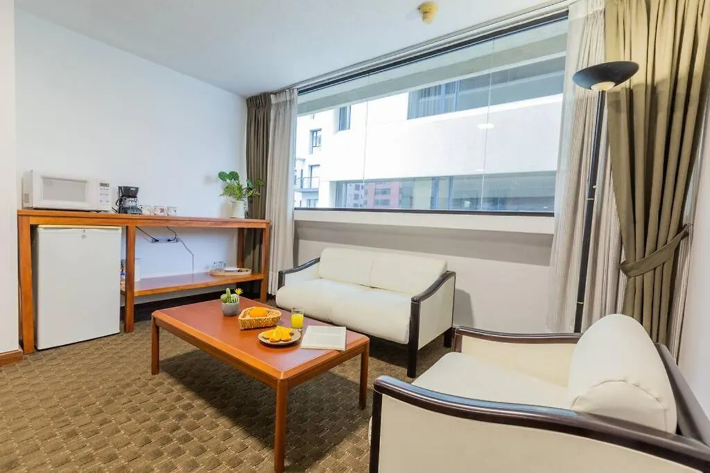 Akros Galapagos Suite Кито 0*,